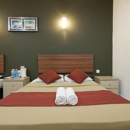 Coop Hotel Putrajaya & Cyberjaya Kampung Dengkil Exteriör bild