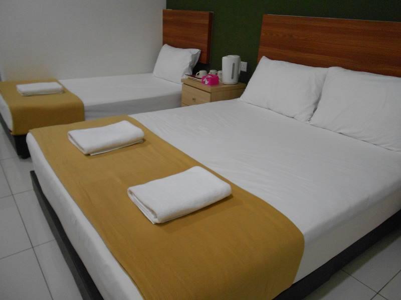 Coop Hotel Putrajaya & Cyberjaya Kampung Dengkil Exteriör bild