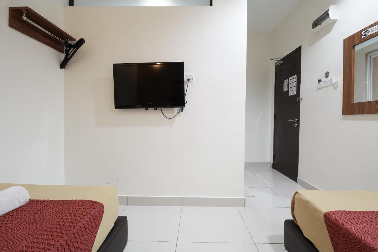 Coop Hotel Putrajaya & Cyberjaya Kampung Dengkil Exteriör bild